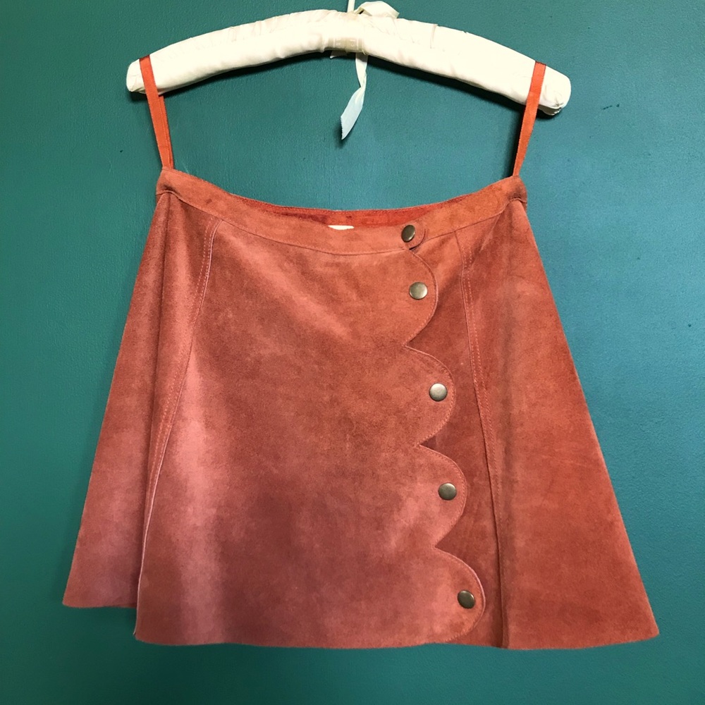 Free People suede scallop hem 70’s style mini skirt